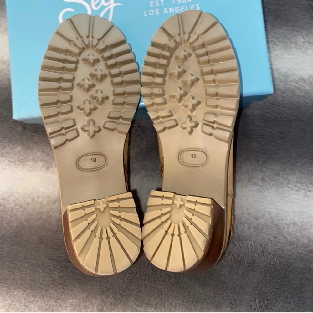 Seychelles Tan Leather Buckle Ankle Booties Women’s Size 10 New in Box - Picture 13 of 14